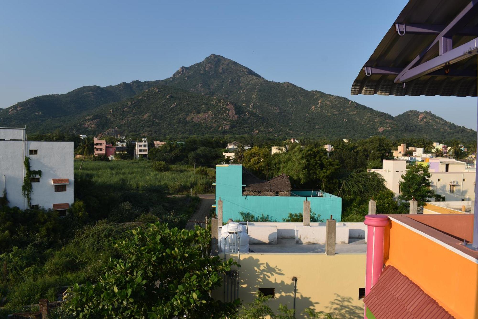Rainbow Guest House Tiruvannāmalai Esterno foto