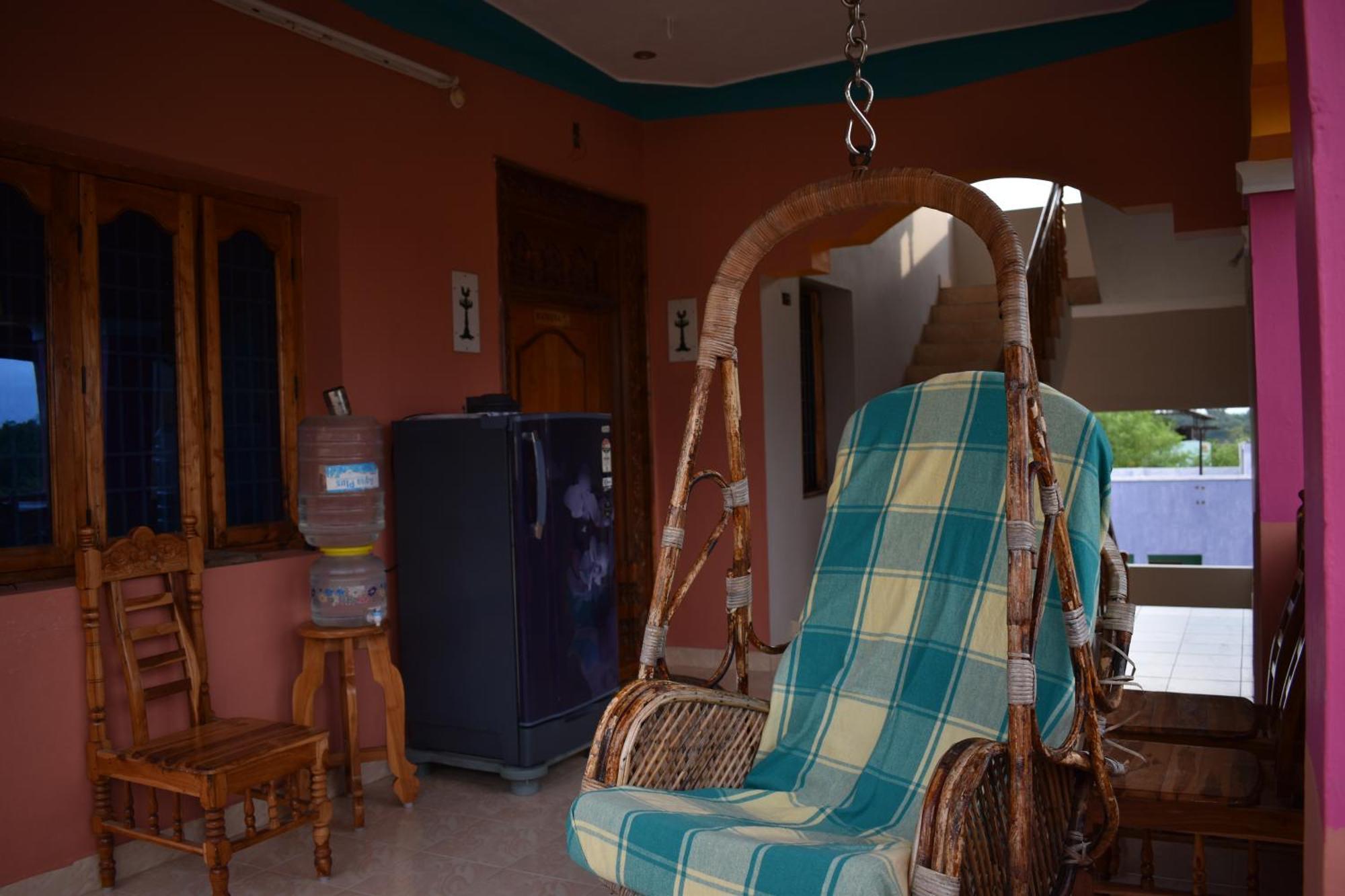 Rainbow Guest House Tiruvannāmalai Esterno foto