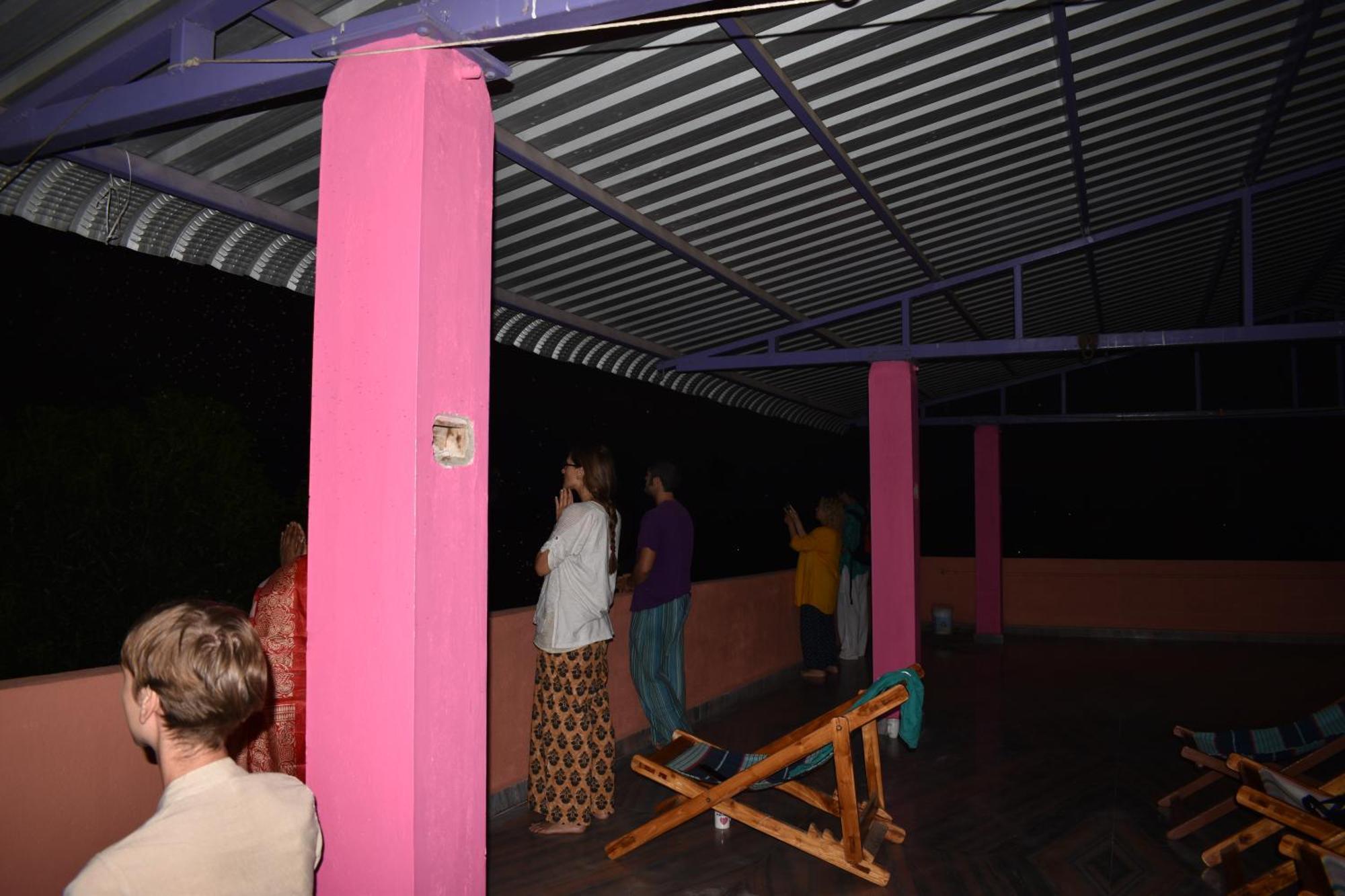 Rainbow Guest House Tiruvannāmalai Esterno foto